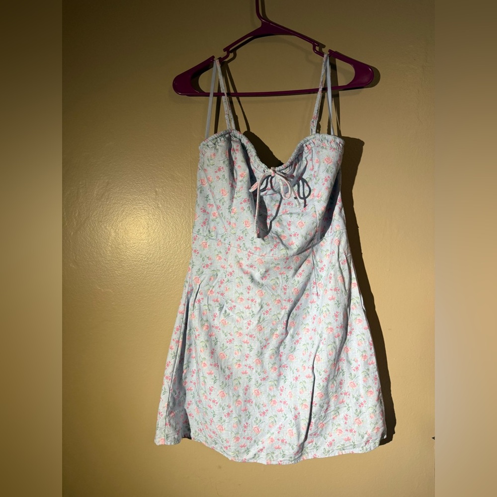 NWOT - Altar’d State dress
Size XL light blue with pink flowers